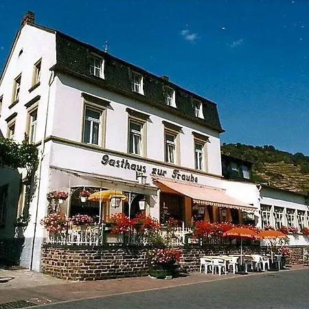 Zur Traube Otel Lehmen