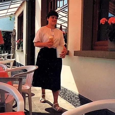 Zur Traube Otel Lehmen