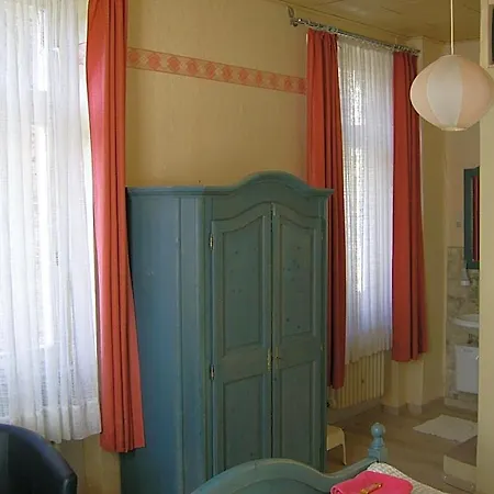 Otel Zur Traube Lehmen